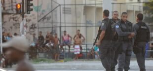 A caracterização do narcotráfico como terrorismo pode abrir espaço para uma indesejável interferência dos EUA em assuntos nacionais.