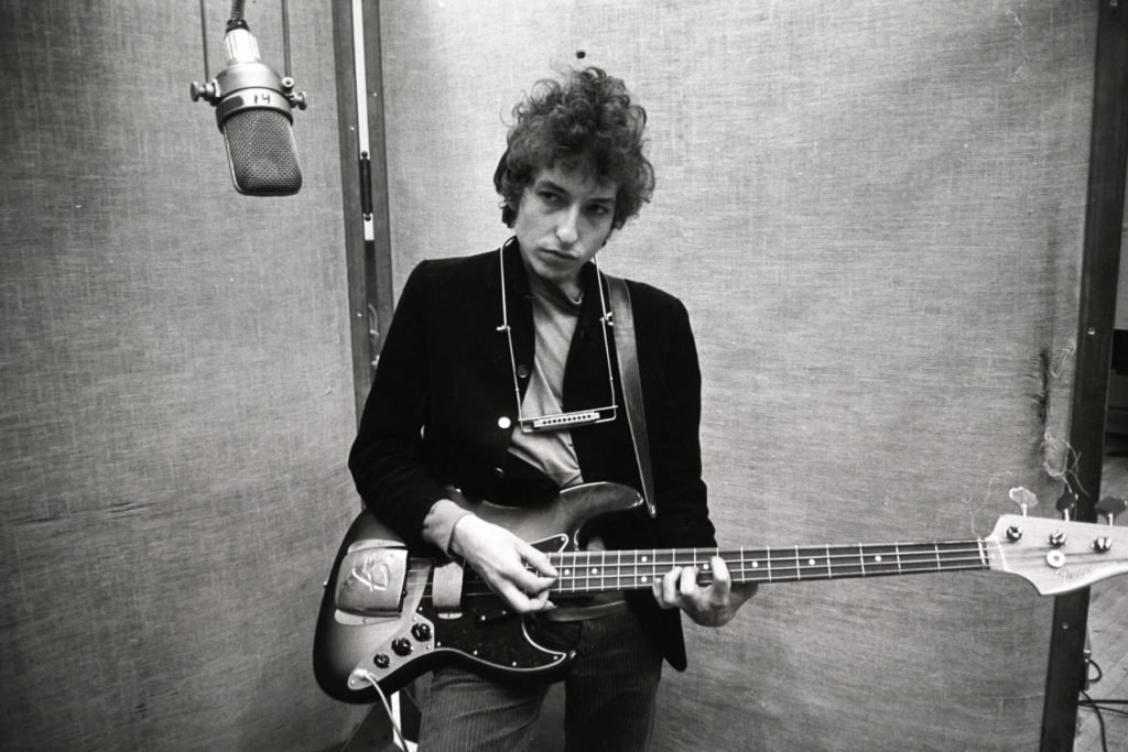 Bob Dylan, cantor e compositor norte americano Bob Dylan, cantor e compositor norte americano