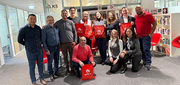 FENATTEL e SINTETEL trabalham para fortalecer acooperação entre Brasil e Áustria no campo do trabalho e dos sindicatos. FENATTEL e SINTETEL trabalham para fortalecer acooperação entre Brasil e Áustria no campo do trabalho e dos sindicatos.