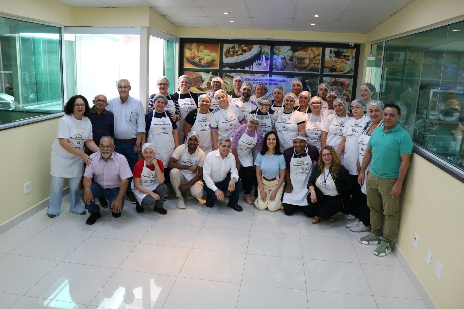 Lu Alckmin e Chiquinho dos Padeiros prestigiam alunos da 8ª turma do projeto Padaria Artesanal no Sindicato dos Padeiros de São Paulo Lu Alckmin e Chiquinho dos Padeiros prestigiam alunos da 8ª turma do projeto Padaria Artesanal no Sindicato dos Padeiros de São Paulo