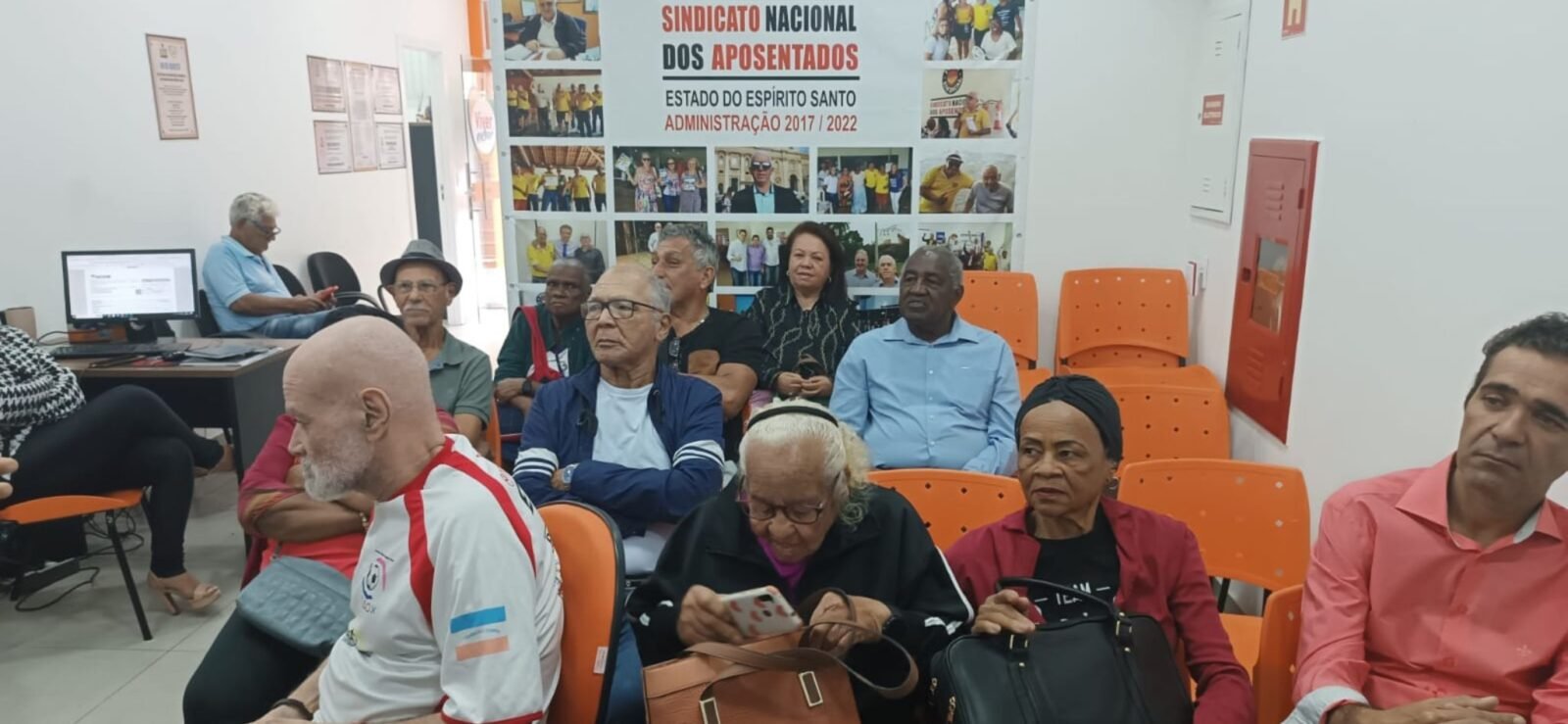 Descubra como o Dia do Aposentado traz orientações valiosas em nosso evento com palestra em Vitória, Espírito Santo.