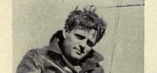Jack London, por Charmian London, foto publicada em The Log of the Snark, 1915