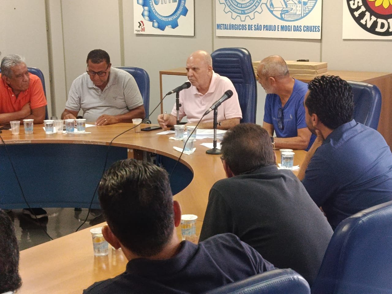 Diretoria metalúrgica debate lutas e agenda do trabalho