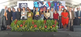 Chicão participa do lançamento do livro sobre 90 anos do salário mínimo