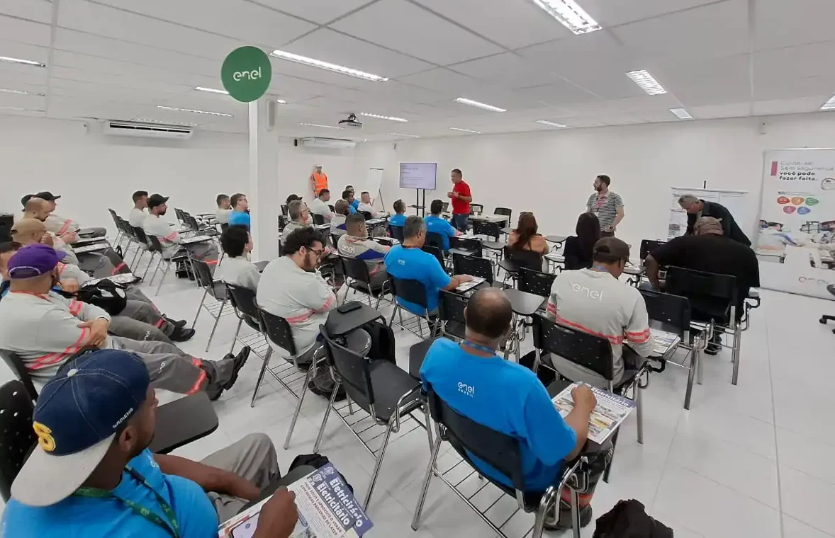 Mobilização contra caducidade da Enel reúne três bases