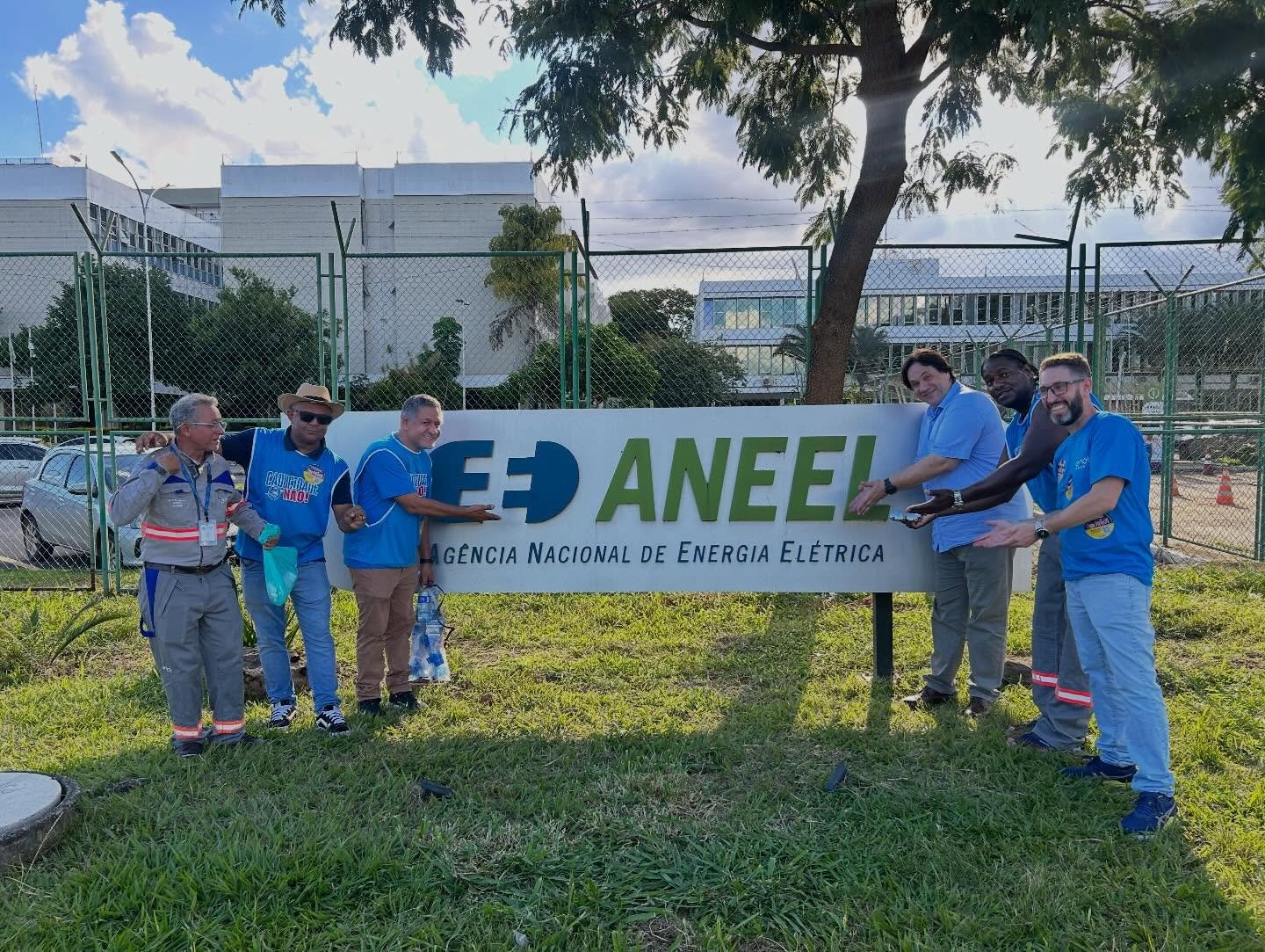 ANEEL: Sindicato em ato contra a caducidade em Brasília.