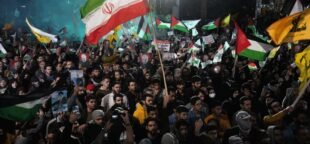 Manifestação no Irã a favor da resistencia palestina. (Foto de Vahid Salemi / AP Photo)