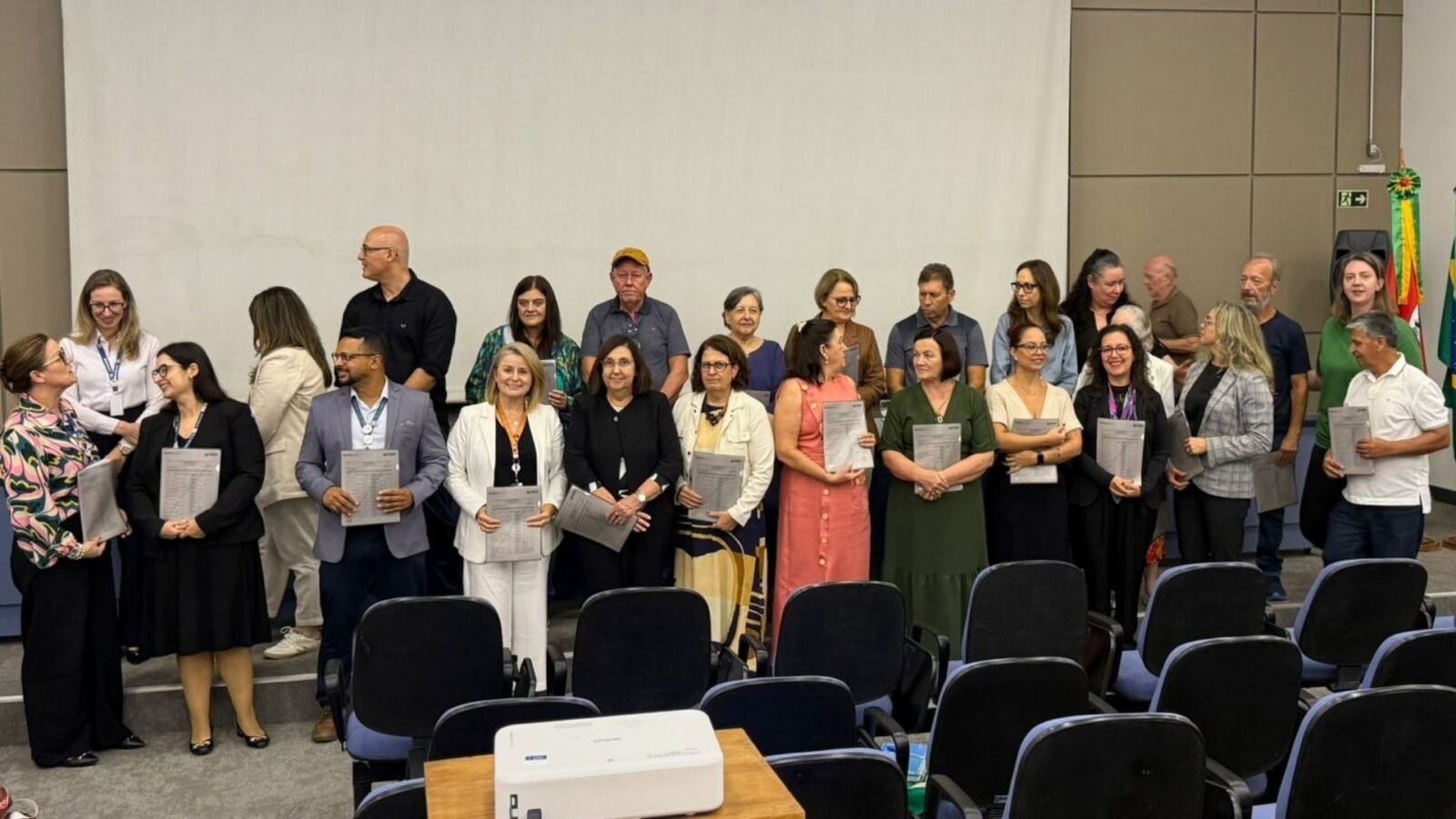 Diretora do Sindnapi toma posse no Conselho da Pessoa Idosa do RS