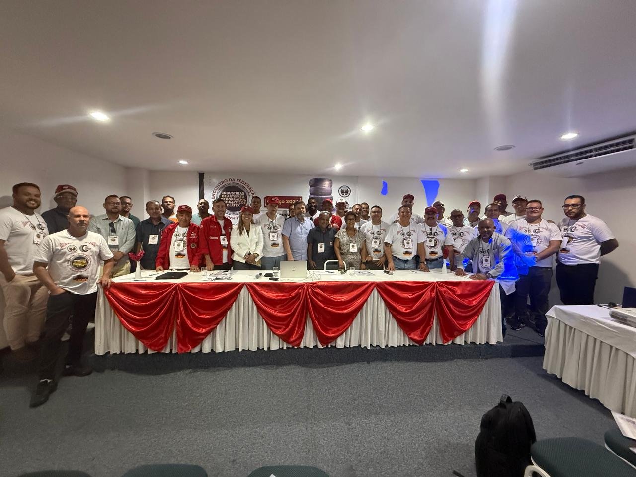 Encontro da Fenabor debateu a indústria de borracha e estabeleceu um plano de ação - plenaria