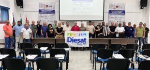 FEQUIMFAR e DIESAT promovem formação em Praia Grande