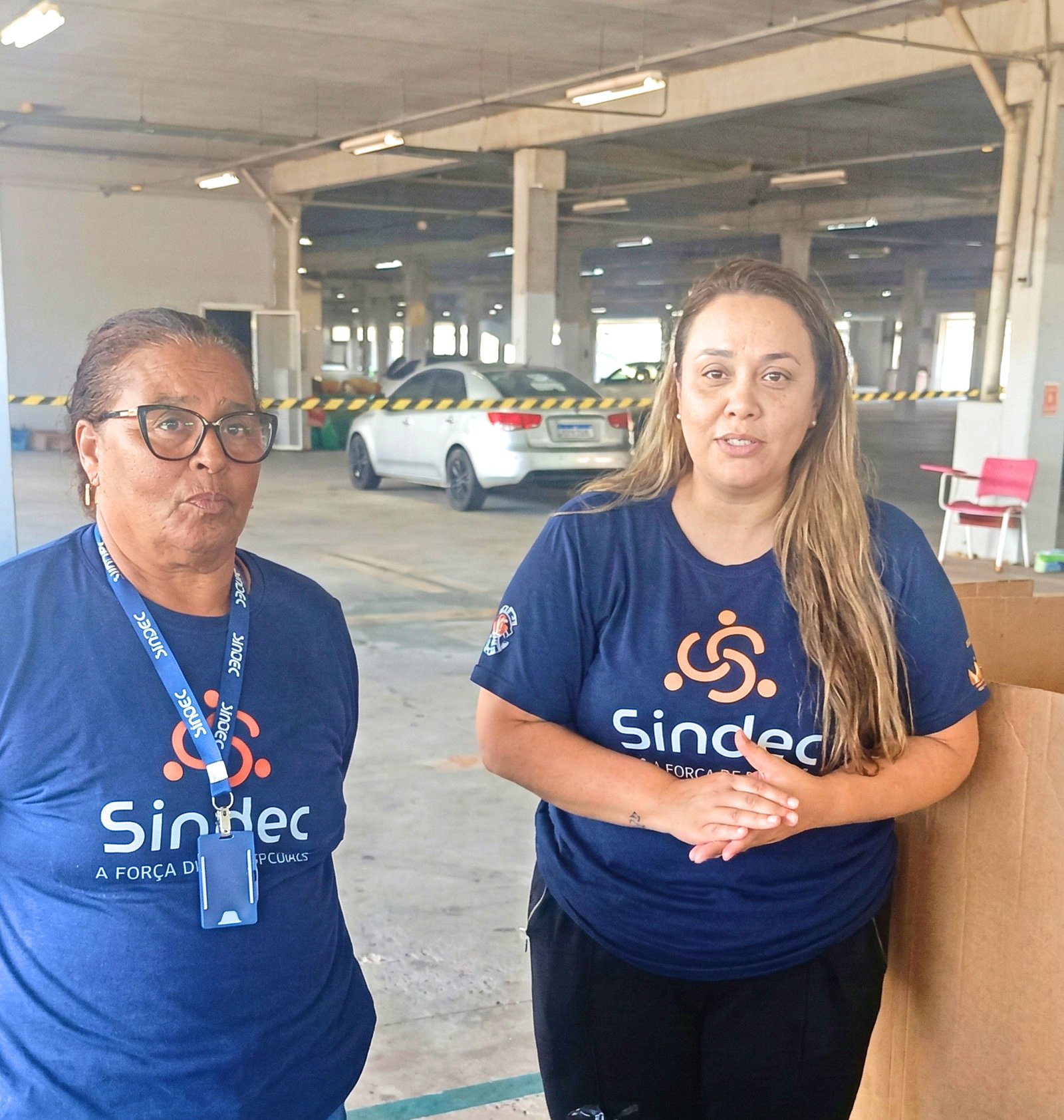 O Sindec-POA uniu forças para apoiar famílias atingidas pelas chuvas em Minas Gerais com doações de roupas e alimentos.