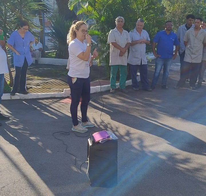 Lucilene na Policon, base do Carlão