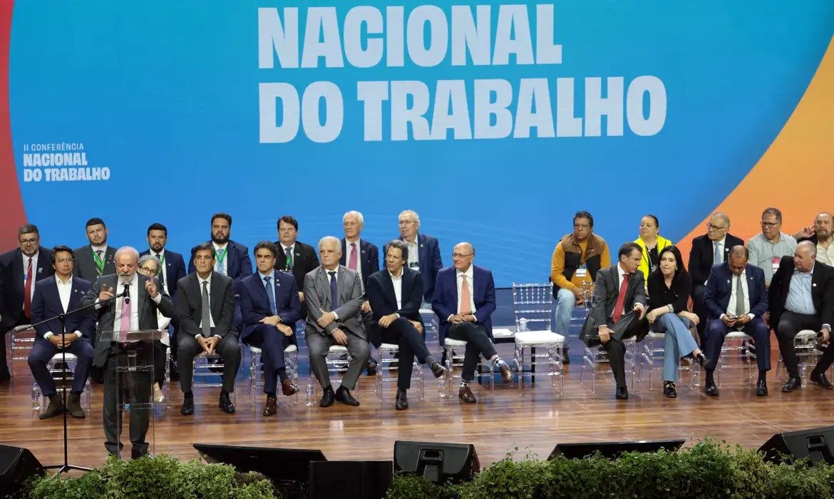 Presidente Lula na II Conferência Nacional do Trabalho Presidente Lula na II Conferência Nacional do Trabalho