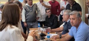 Frentistas de SP iniciam negociação da campanha salarial