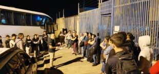 Fritop Indústria enfrenta Estado de Greve devido a atrasos salariais. Entenda a mobilização dos trabalhadores e suas reivindicações.