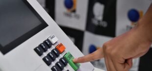 Entenda o que esperar das eleições de 2026 no Brasil, com bases eleitorais consolidadas e um panorama polarizado.