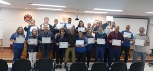 O Sindec promove treinamento de proteção contra incêndio, formando funcionários em boas práticas de segurança e prevenção.