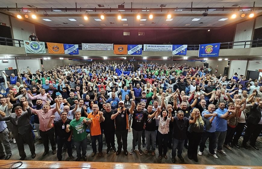 Evento no Palácio do Trabalhador reuniu especialistas e sindicalistas para debater prevenção, fiscalização e doenças ocupacionais