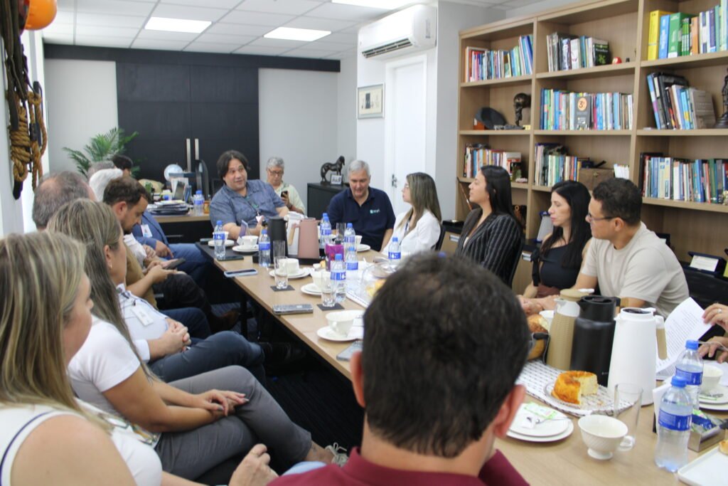 Entenda o impasse que os eletricitários enfrentam nas negociações. O Sindicato busca reposição da inflação e ganhos reais. Entenda o impasse que os eletricitários enfrentam nas negociações. O Sindicato busca reposição da inflação e ganhos reais.