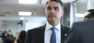 Plano de Flávio ameaça aposentadorias, saúde e educação