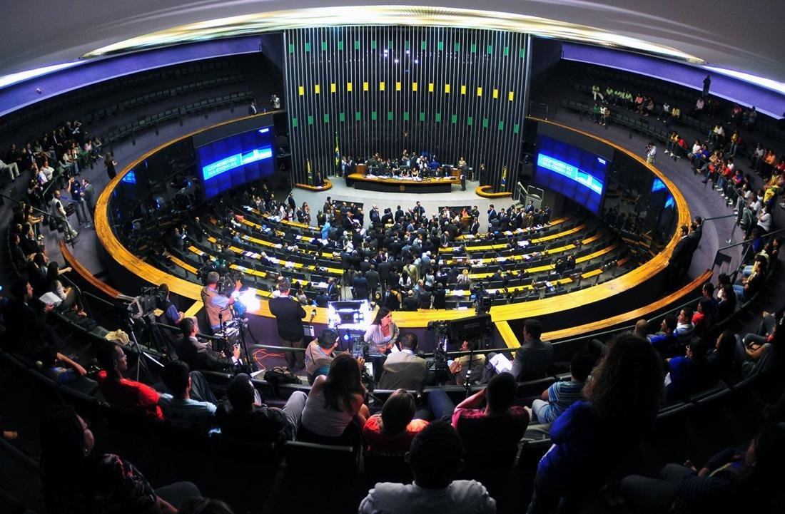 Aprovada a PEC que encerra a escala 6x1 e reduz a jornada de trabalho no Brasil para 40 horas semanais. Foto: Creative Commons