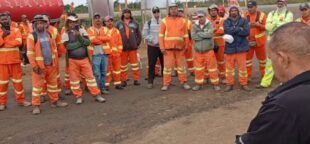 O Sintepav-BA atua em canteiros de obras para discutir demandas e promover assembleias com trabalhadores da construção pesada.