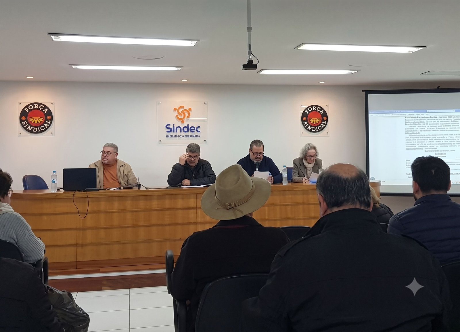 O Sindec apresentou a prestação de contas de 2025 durante a Assembleia Geral e os investimentos realizados para a categoria. O Sindec apresentou a prestação de contas de 2025 durante a Assembleia Geral e os investimentos realizados para a categoria.