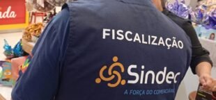 A fiscalização realizada pelo Sindec-POA é crucial para o cumprimento dos direitos trabalhistas nos estabelecimentos comerciais.