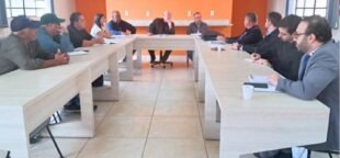 Trabalhadores do setor de suco rejeitam proposta de reajuste de 4,5%.