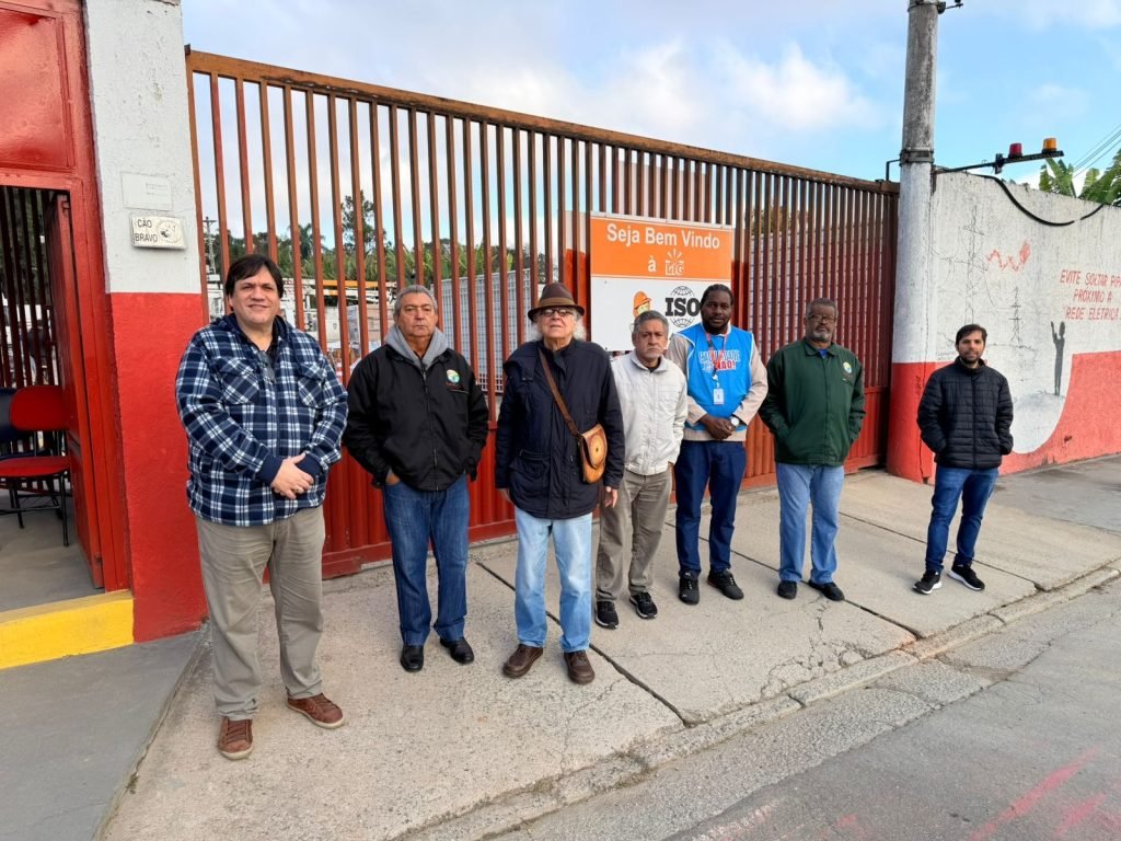 A greve nas empreiteiras do setor elétrico avança para o oitavo dia com forte mobilização em São Paulo.