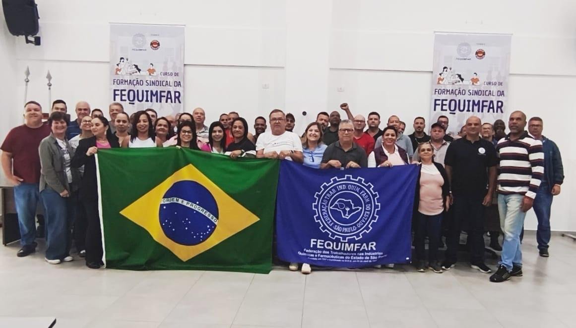 FEQUIMFAR conclui nova etapa do Curso de Formação