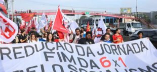 Ato no Rio abre dia nacional para pressionar Senado pelo fim da 6x1