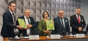 Projetos fortalecem reconhecimento dos frentistas no Congresso