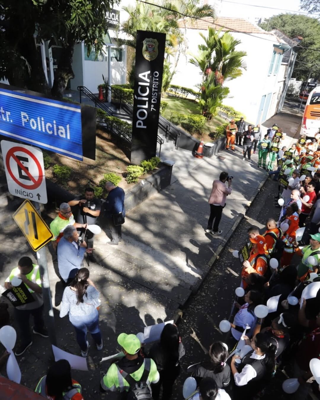 Siemaco protesta em frente ao 7º Distrito Policial
