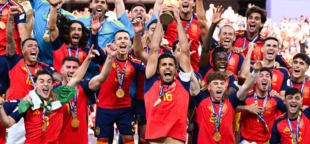 Espanha conquista a Copa do Mundo com vitória histórica