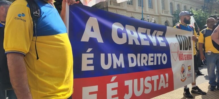 TST adia julgamento e greve nos Correios continua