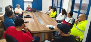 Dirigentes da FEQUIMFAR e do Sindicato dos Químicos do Vale do Ribeira debatem cenário do setor, campanhas salariais e pautas de interesse dos trabalhadores
