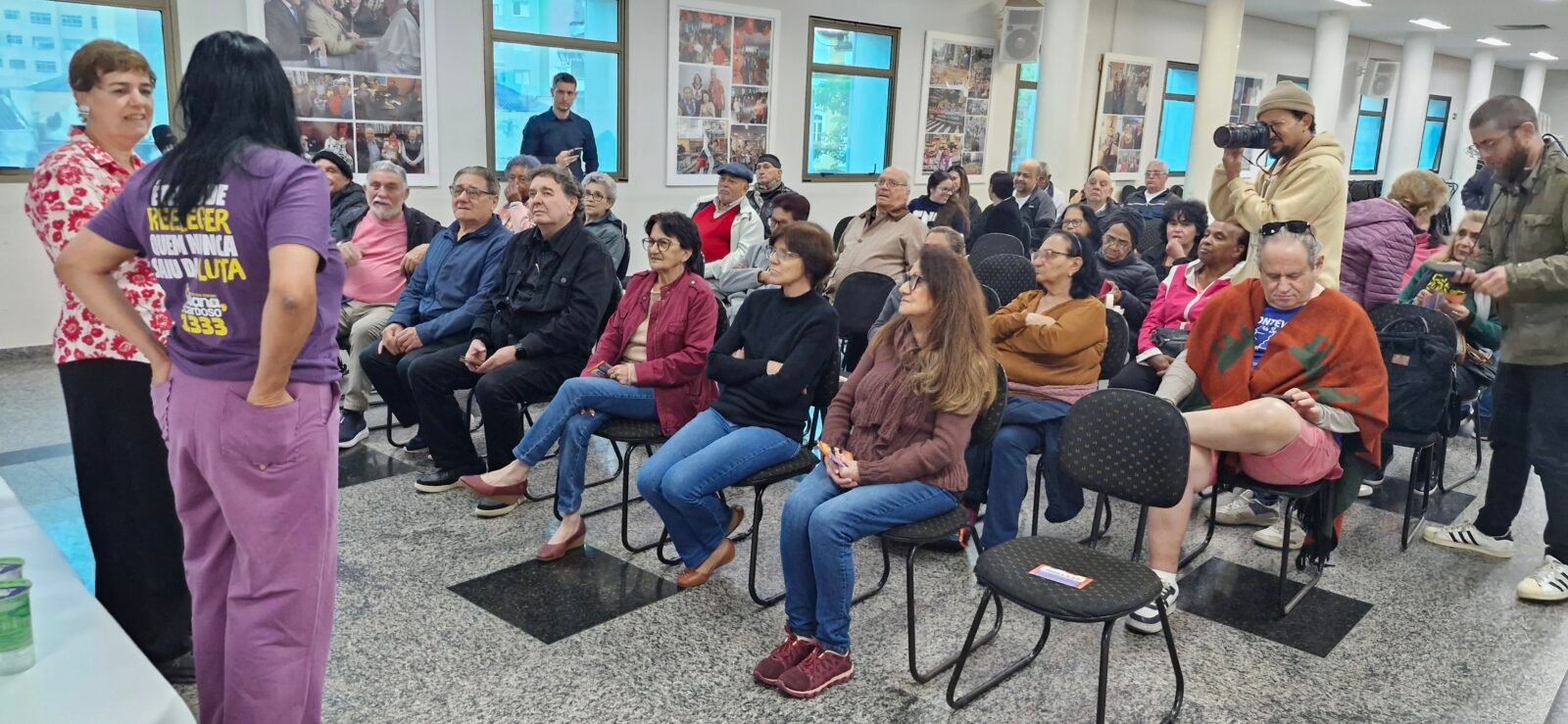 A deputada Juliana Cardoso luta pela criação da Secretaria dos Aposentados. Descubra a importância dessa iniciativa. Juliana Cardoso assume compromisso com Secretaria dos Aposentados