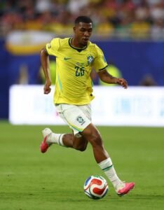 Rayan marca no fim e Brasil empata com Austrália
