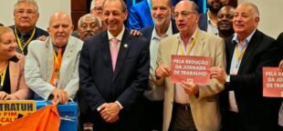 Centrais buscam apoio no Senado pelo fim da escala 6x1