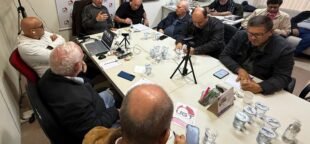 Centrais debatem conjuntura política e ações sindicais