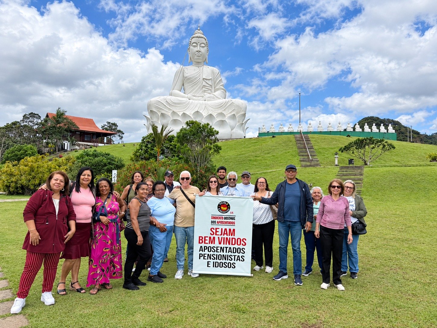 o passeio cultural do Sindnapi fortaleceu laços entre associados em uma jornada por Ibiraçu e Santa Teresa. Sindnapi promove passeio cultural para associados no ES