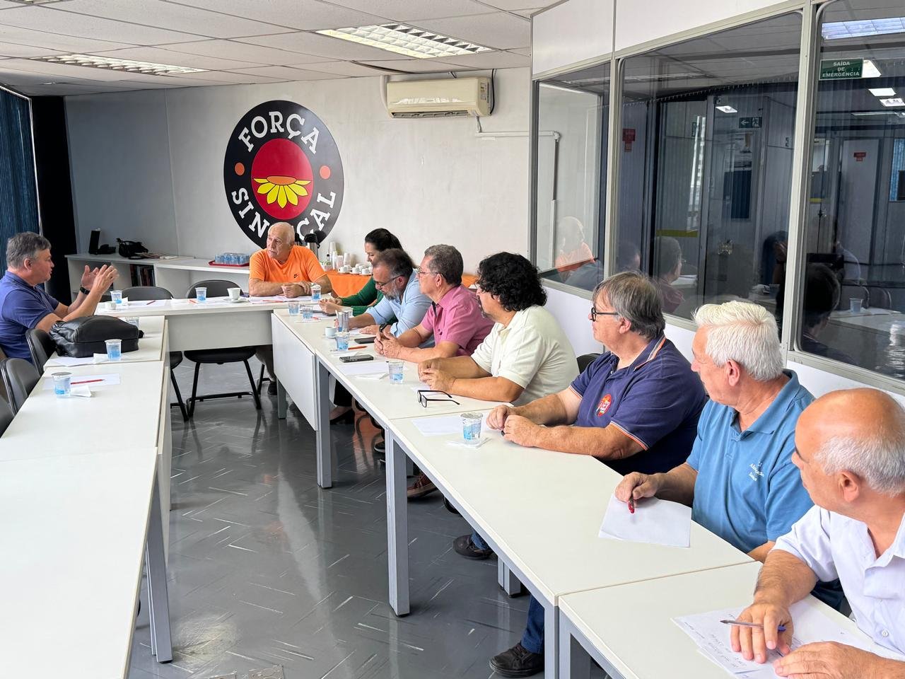 FETIASP rejeita reajuste de 4,5% no setor de óleo e cobra avanços salariais, valorização da PLR e inclusão de novas cláusulas sociais FETIASP rejeita proposta patronal na negociação do setor de óleo
