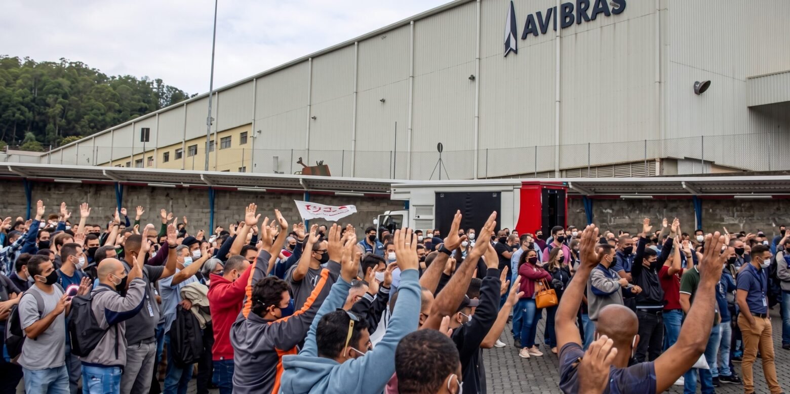Em fevereiro de 2027, um livro irá resgatar a Greve histórica da Avibras, destacando a luta dos metalúrgicos por direitos.