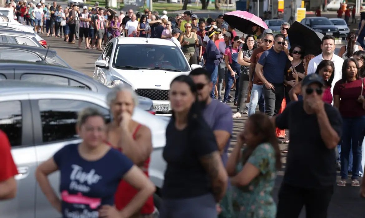 Ataque à democracia: eleitores denunciam falta de transporte em nove estados